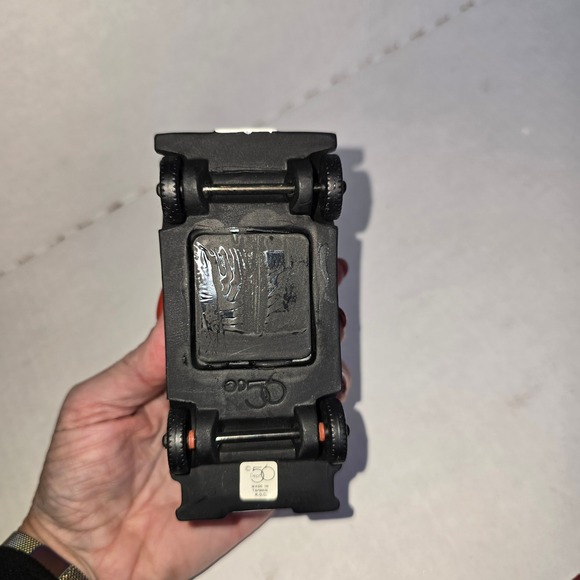 Department 56 Dickens Village VILLAGE EXPRESS VAN‎ - Special Edition #58653 - Picture 8 of 15